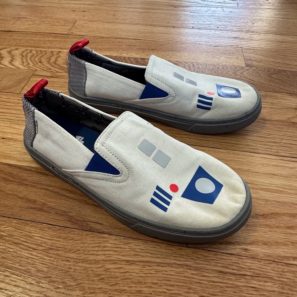 Toms x Star Wars R2D2 Luca Slip On Shoe size Y3